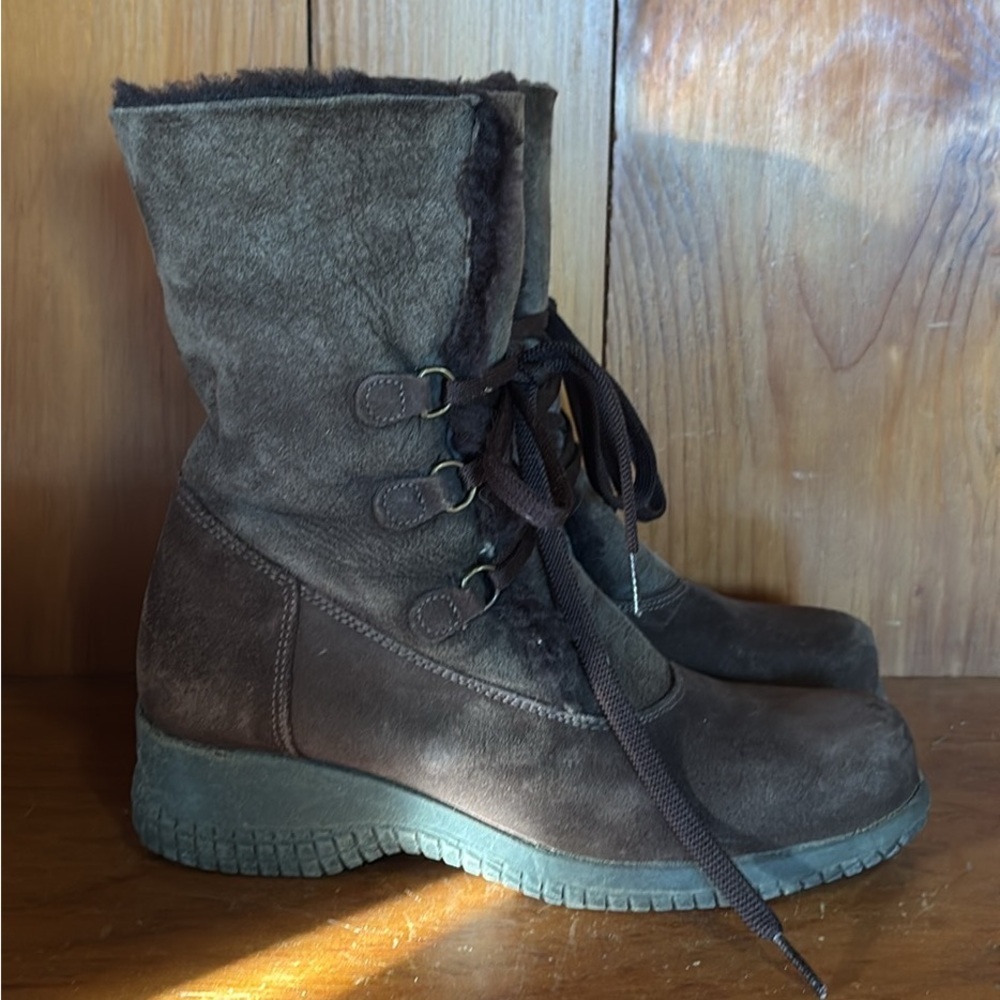La Canadienne Annabella Shearling Boots Brown size 7